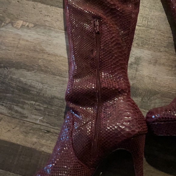 Thalia Sodi Clarissa over the knee boots (color wine) New never worn - Picture 4 of 9